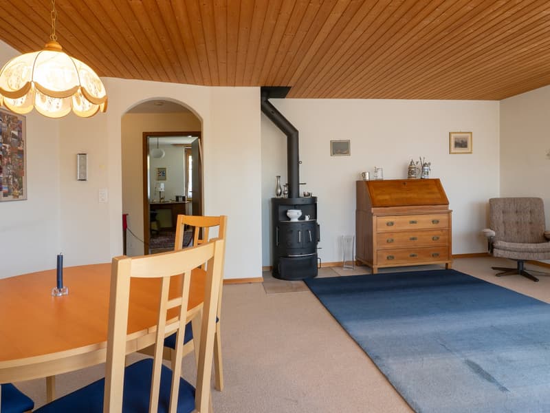 Charmante 4.5-Zimmer-Wohnung in ruhiger Lage in Bätterkinden (10)