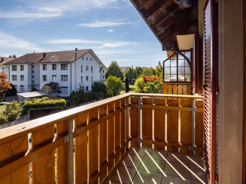 Charmante 4.5-Zimmer-Wohnung in ruhiger Lage in Bätterkinden (4)