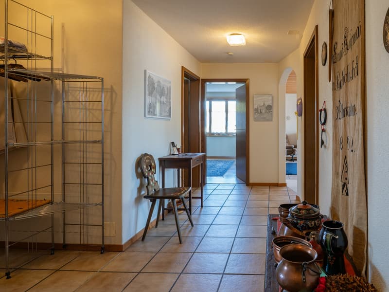 Charmante 4.5-Zimmer-Wohnung in ruhiger Lage in Bätterkinden (7)