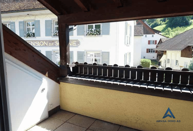 Charmant appartement maisonnette 4.5 pièces sur la place du village de Reigoldswil (7)