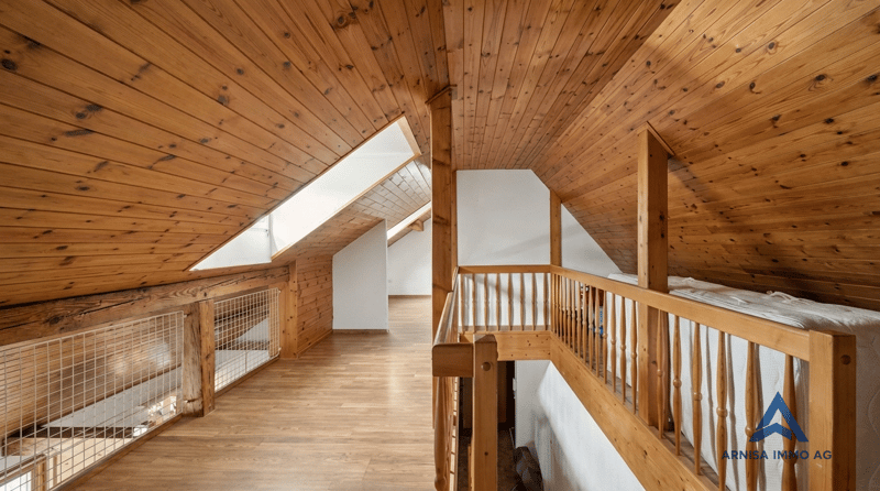 Charmant appartement maisonnette 4.5 pièces sur la place du village de Reigoldswil (8)