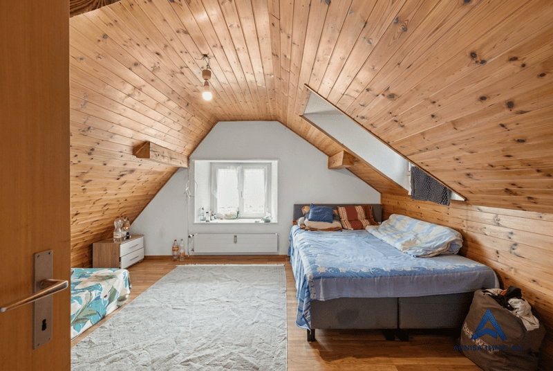 Charmant appartement maisonnette 4.5 pièces sur la place du village de Reigoldswil (9)