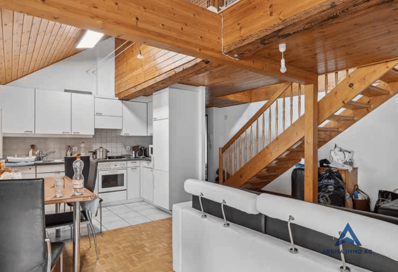 Charmant appartement maisonnette 4.5 pièces sur la place du village de Reigoldswil (4)