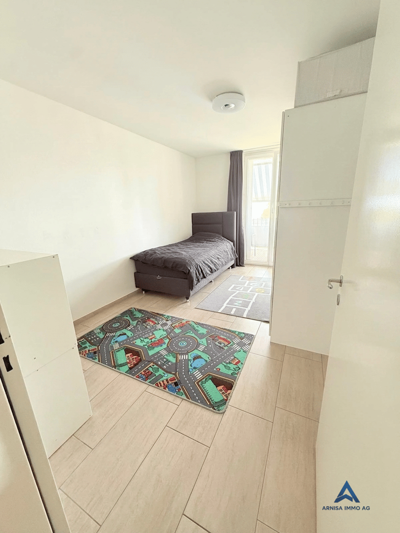 Charmante 4.5-Zimmer-Wohnung mit Balkon und herrlicher Aussicht in Kaiseraugst (12)