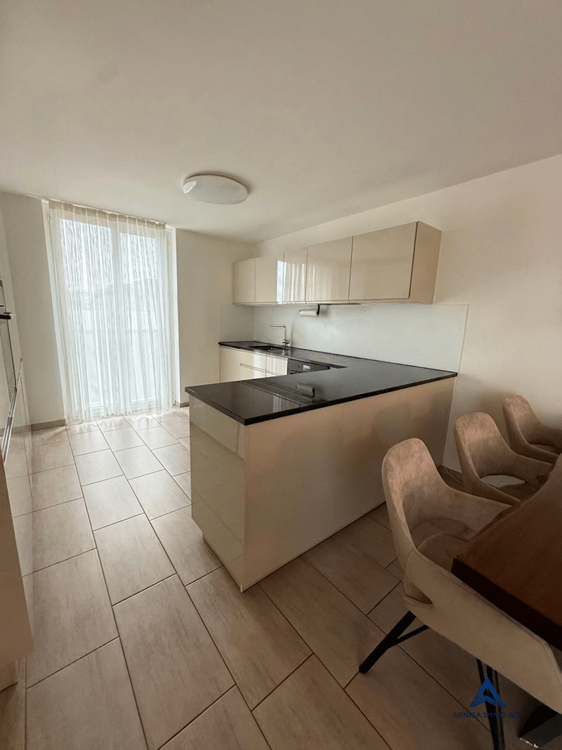 Charmante 4.5-Zimmer-Wohnung mit Balkon und herrlicher Aussicht in Kaiseraugst (4)
