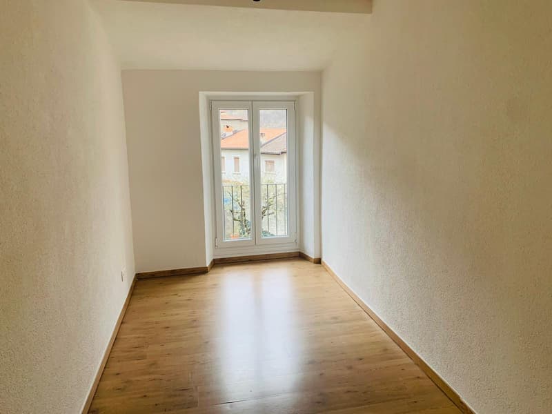 3 locali ristrutturati con vista a Sonvico (10)