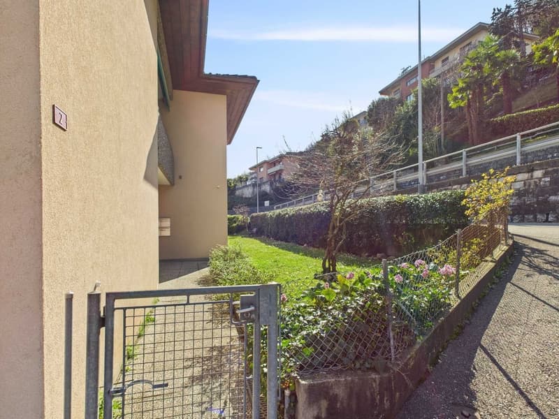 Attico 4.5 locali con vista monti a Lugaggia (2)
