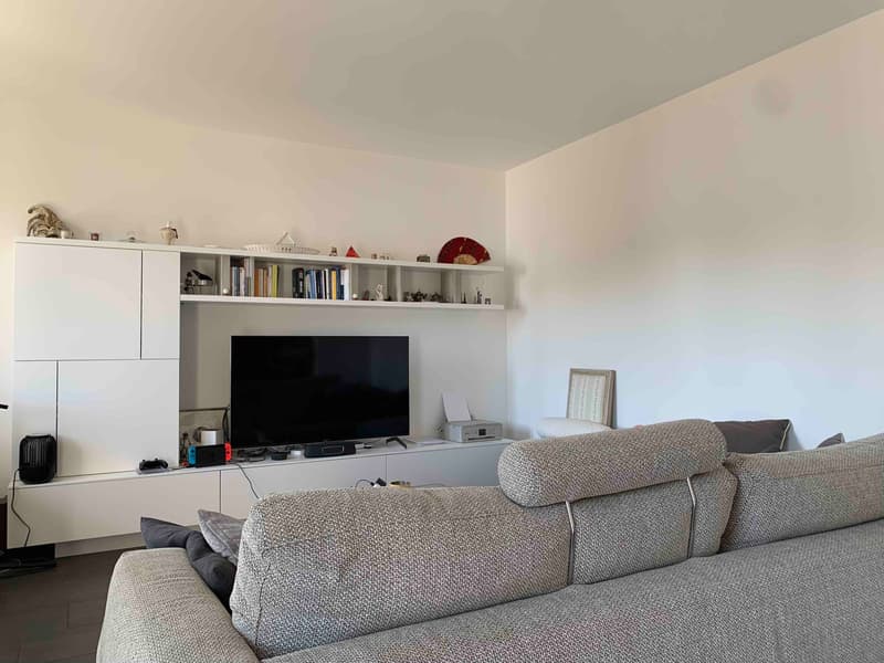 3.5 locali con balcone e vista aperta a Porza (9)