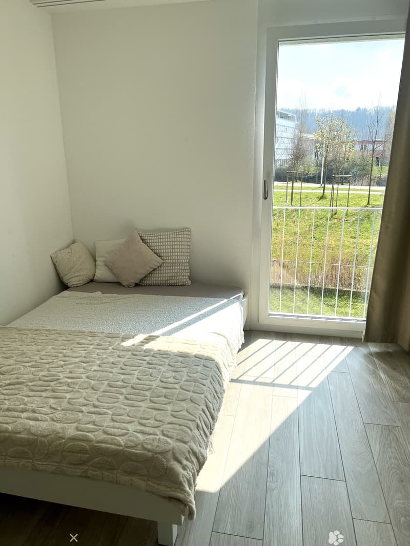 WG-Zimmer in Biel/Bienne (2)