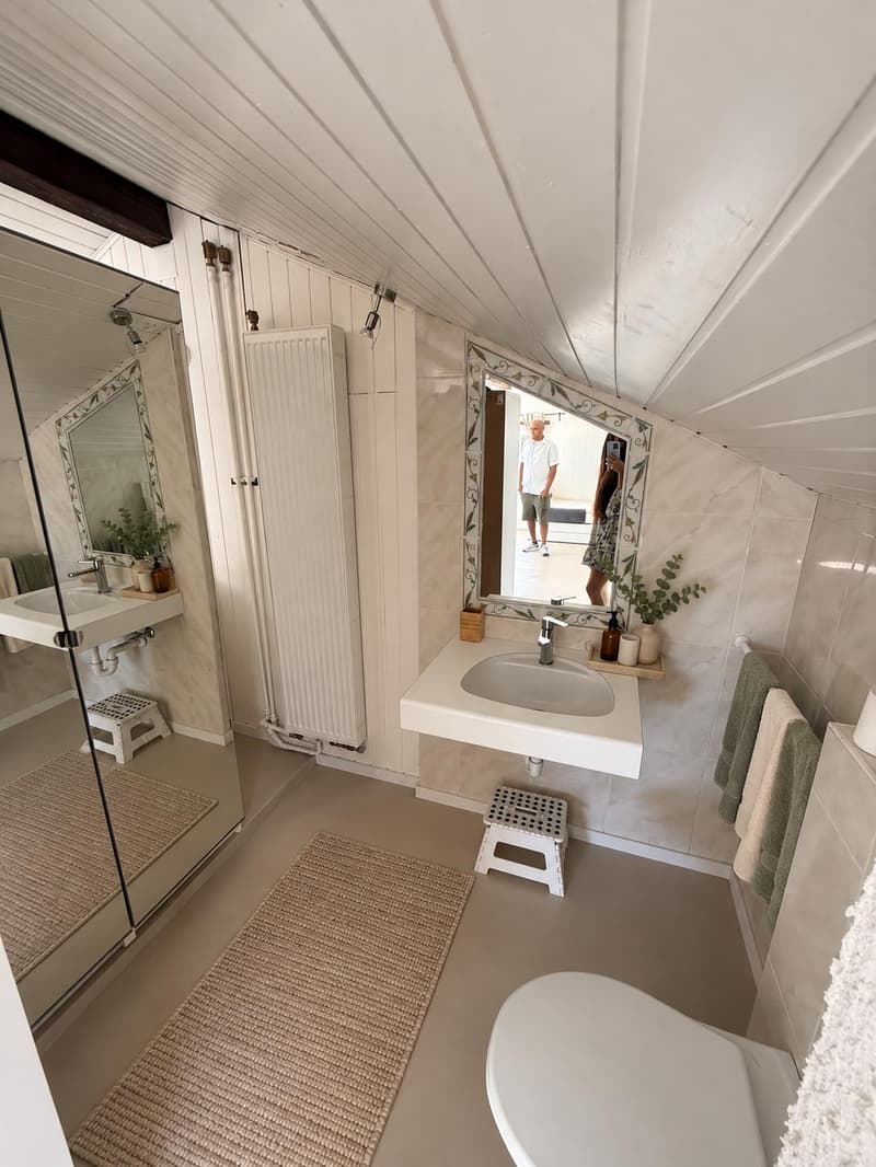 Grande chambre 20 m² avec salle d'eau privative dans maison en colocation – Épalinges (3)