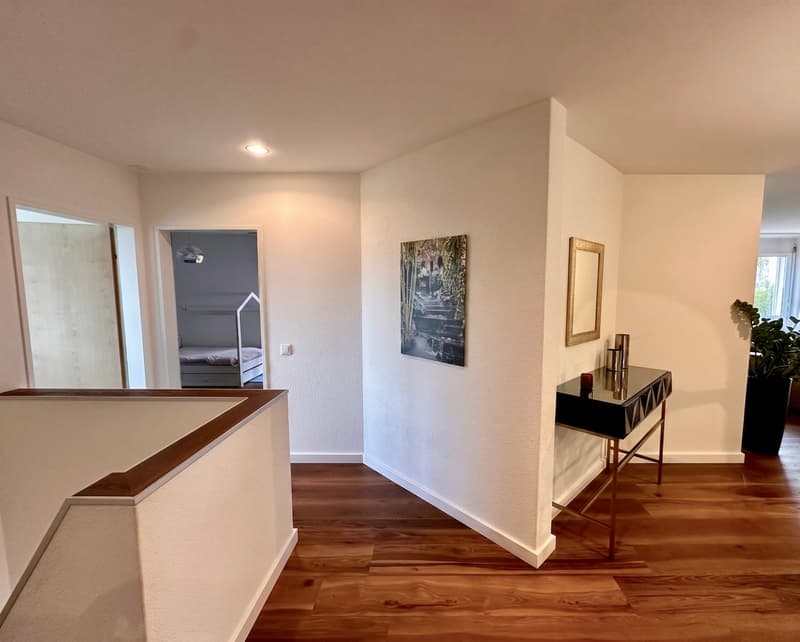 Exklusive 4.5-Zimmer- Gartenmaisonette in Winkel ZH (5)