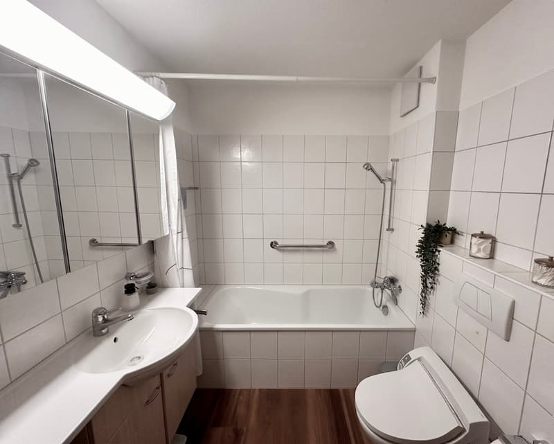 Exklusive 4.5-Zimmer- Gartenmaisonette in Winkel ZH (10)