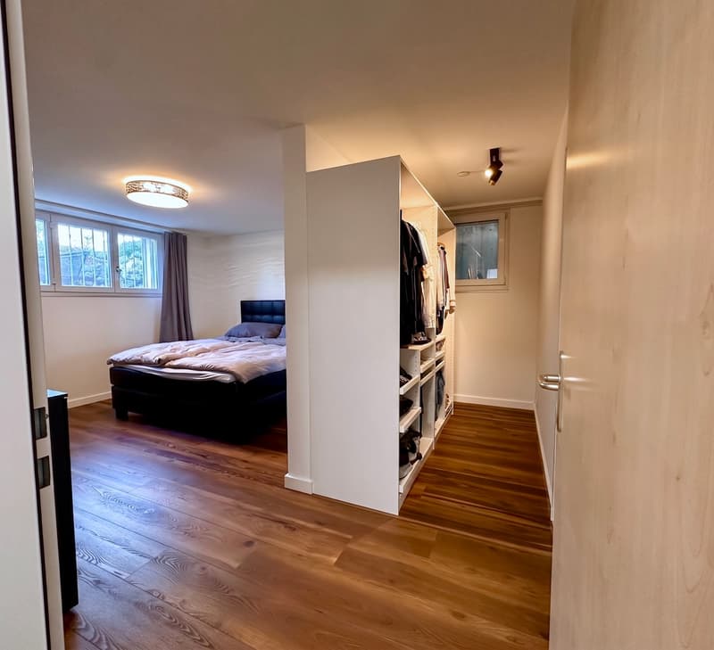 Exklusive 4.5-Zimmer- Gartenmaisonette in Winkel ZH (9)