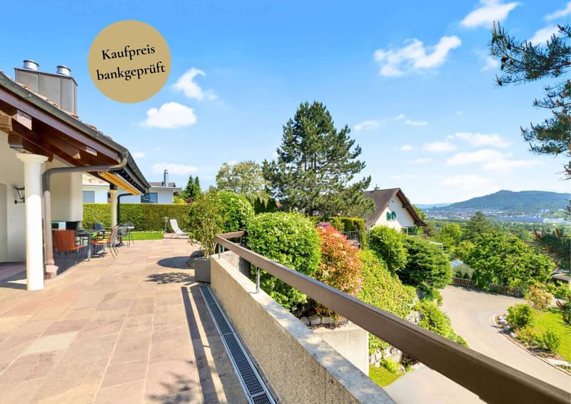 Exclusive villa with pool and scenic views (1)