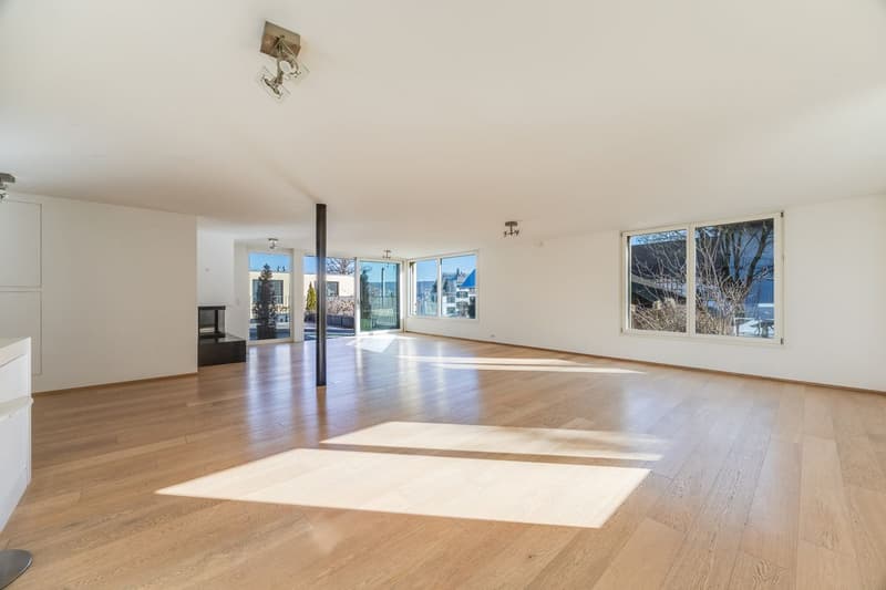 Stylish living in a sought-after location in Kilchberg (2)