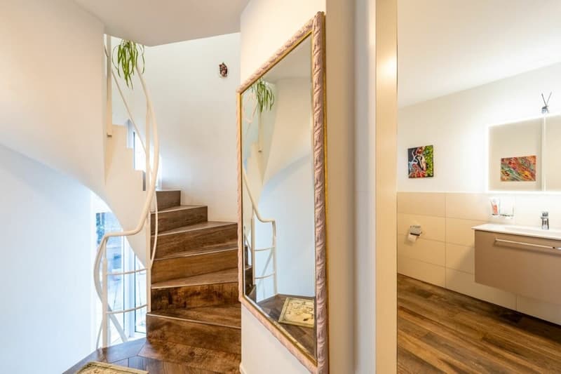 Spacieuse maison unifamiliale 6.5 pièces avec appartement - modernisée (12)