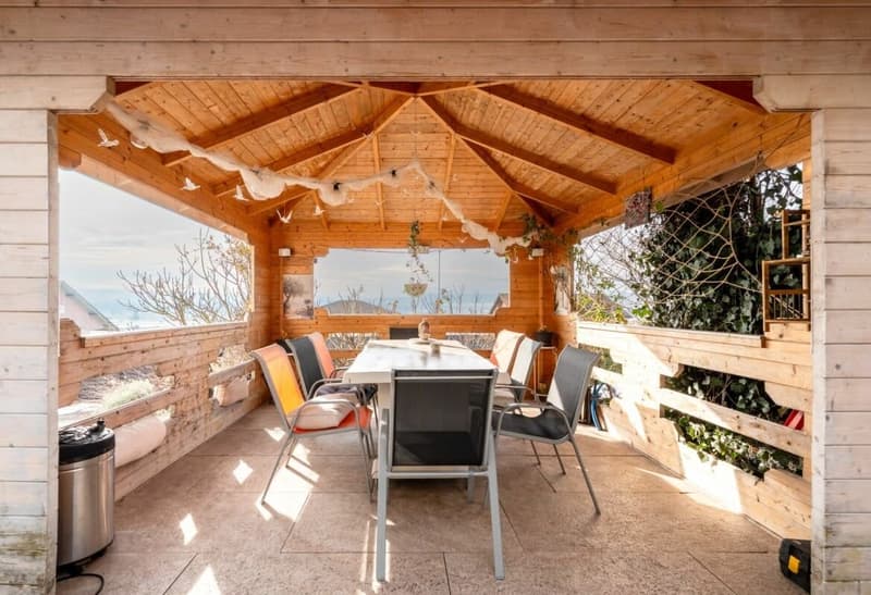 Spacieuse maison unifamiliale 6.5 pièces avec appartement - modernisée (13)