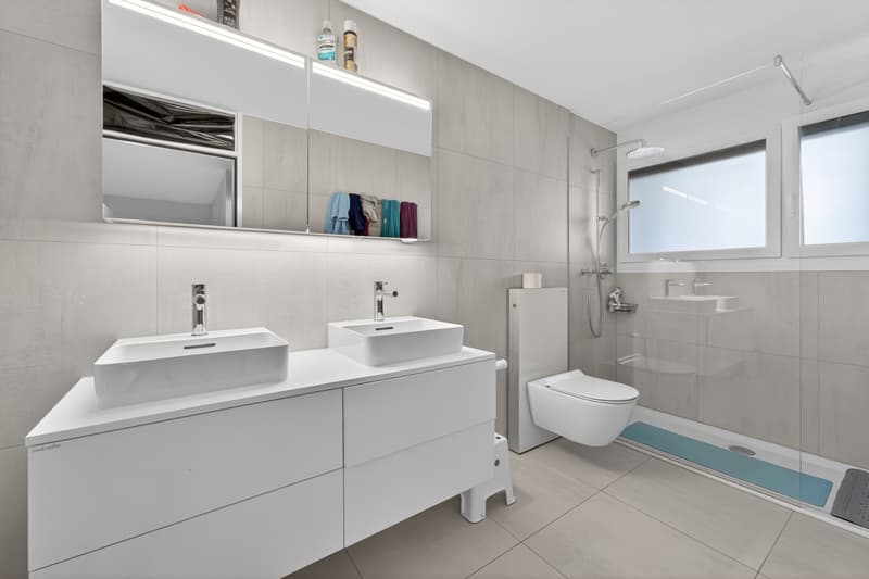 Living like in a single-family home - exclusive 5.5-room garden maisonette with sunny private garden (7)