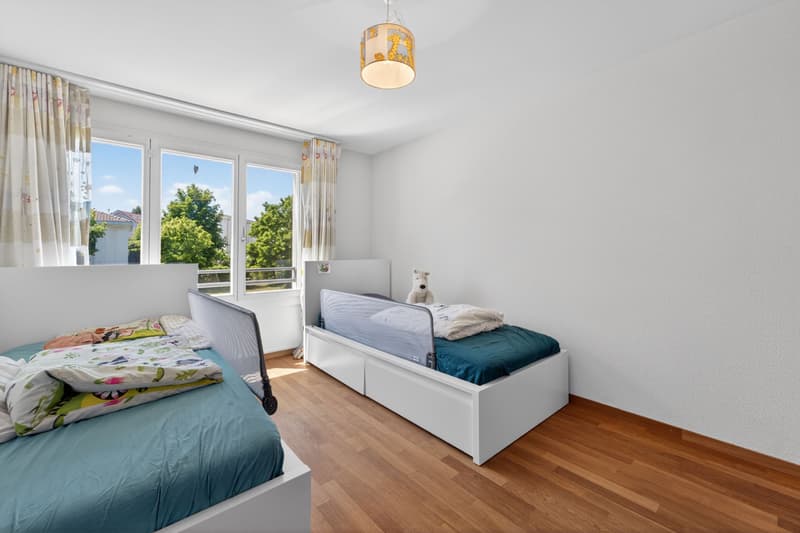 Living like in a single-family home - exclusive 5.5-room garden maisonette with sunny private garden (11)