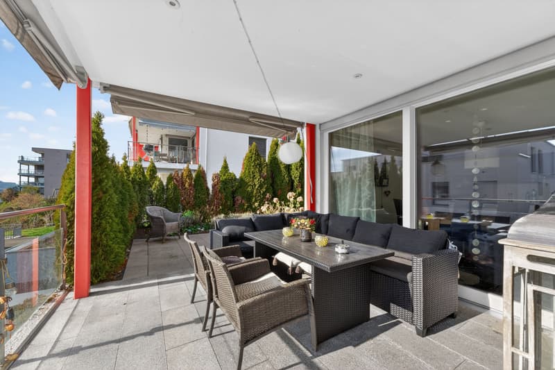 Appartement-jardin 2.5 pièces avec balcon et vaste espace de séjour extérieur (12)