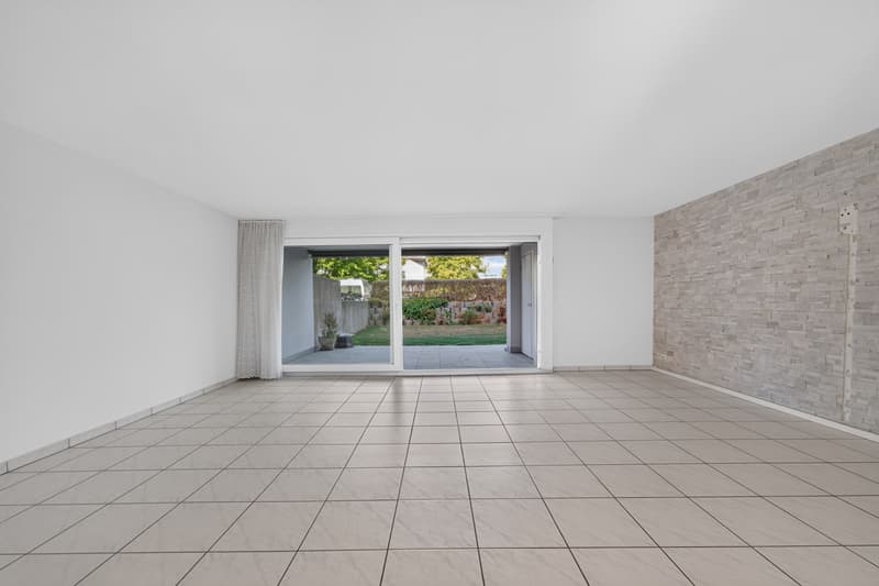 Wohnen wie im Einfamilienhaus - exklusive 5.5-Zimmer-Garten-Maisonette mit sonnigem Privatgarten (3)