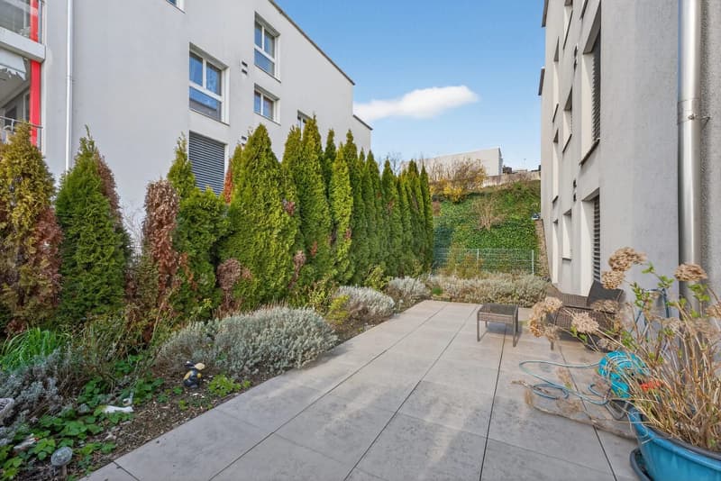 Ihr neues Zuhause mit Gartenoase - stilvolle 2.5-Zimmer-Wohnung in Geuensee LU (4)
