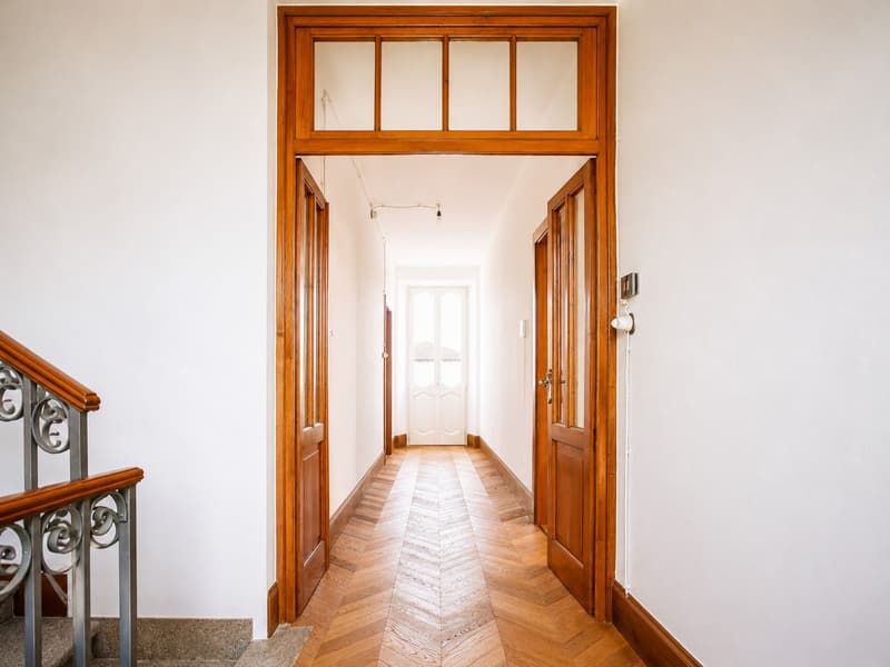Elegantes Landhaus aus der Epoche, komplett renoviert (7)