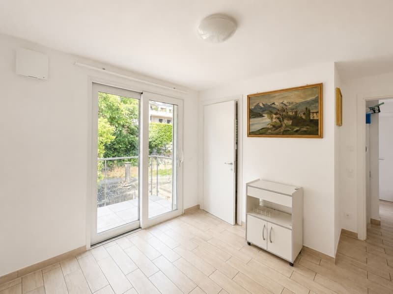 Helles 3.5-Zimmer-Apartment im letzten Stock mit freier Sicht (12)