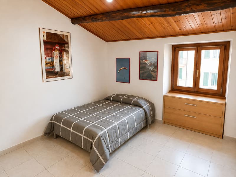 Bequemes Doppelhaus, zwei 4,5-Zimmer-Wohnungen (8)