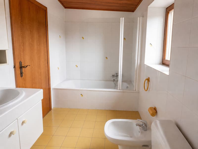 Bequemes Doppelhaus, zwei 4,5-Zimmer-Wohnungen (15)