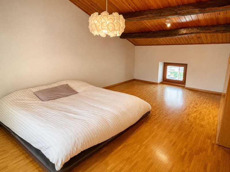 Bequemes Doppelhaus, zwei 4,5-Zimmer-Wohnungen (6)