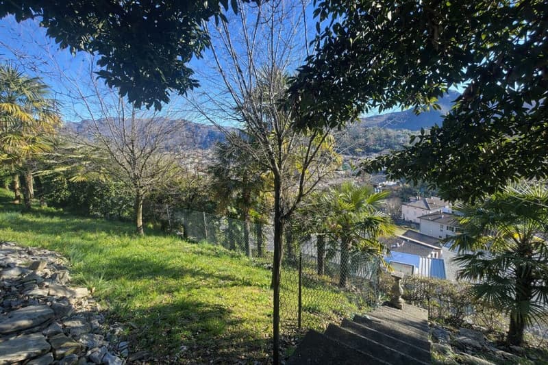 Maison unifamiliale dans le vert, ensoleillée et avec vue (31)