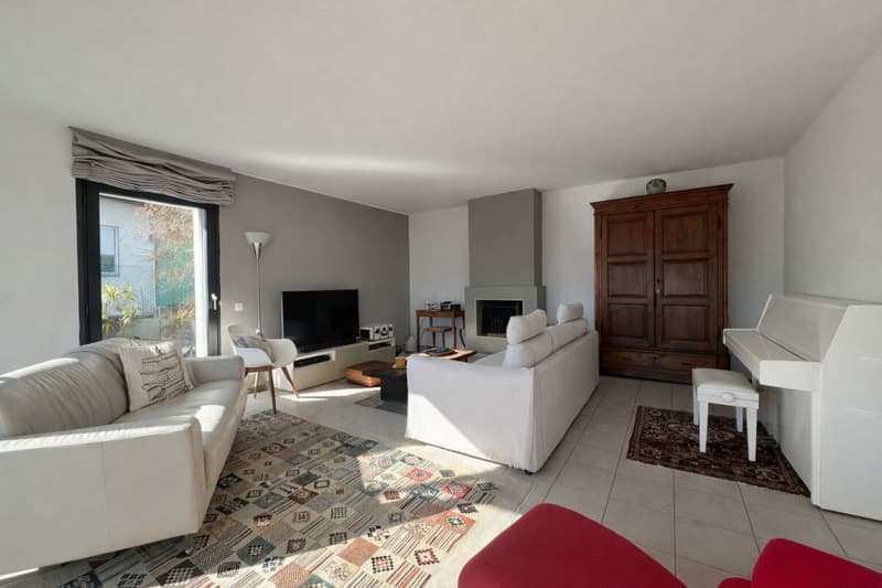 Maison unifamiliale dans le vert, ensoleillée et avec vue (6)
