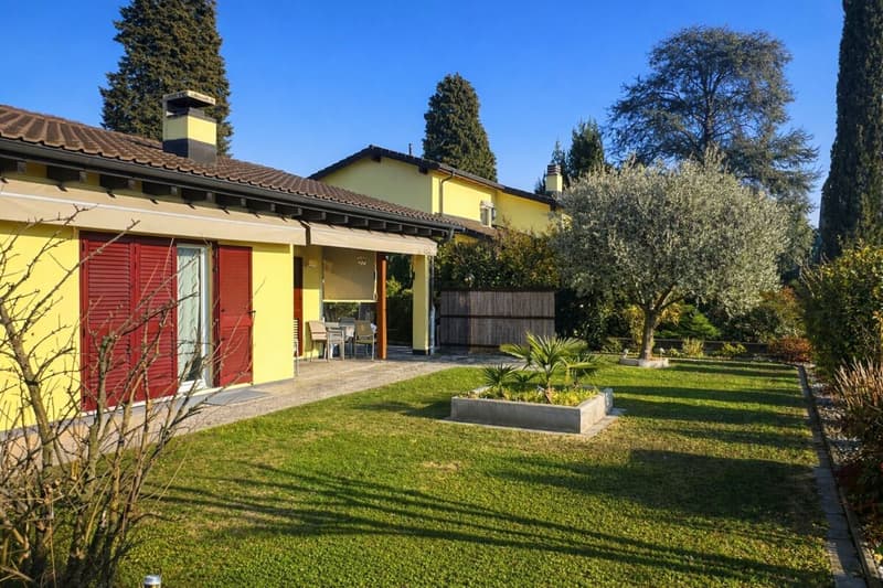 Wonderful single-family house with garden, view and sunny location (3)