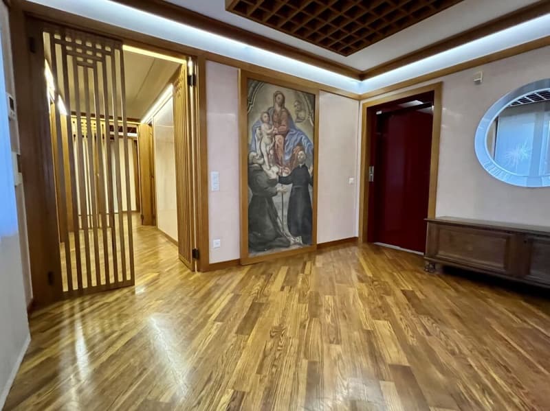 Grande et élégante villa avec terrain constructible (10)