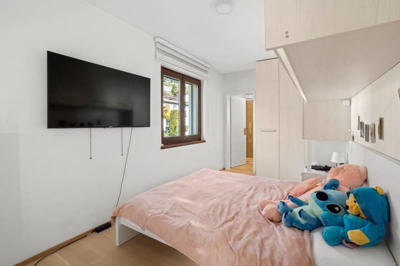 Zweifamilienhaus mit Garten und Aussicht (23)