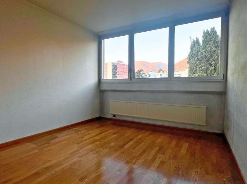 Appartamento all'ultimo piano di 5 locali con balcone (10)