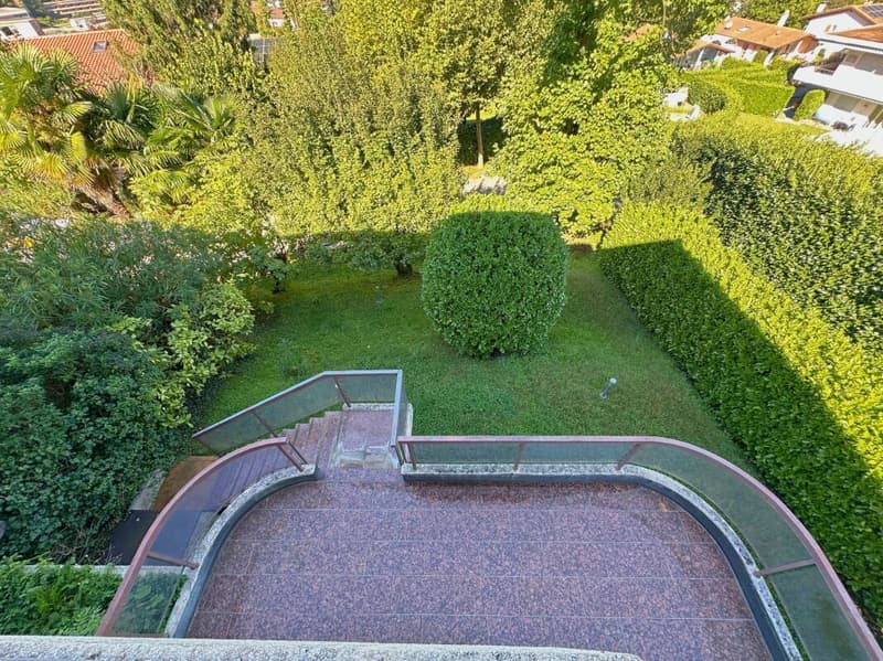 Maison jumelée de standing dans le verdure avec vue dégagée (23)