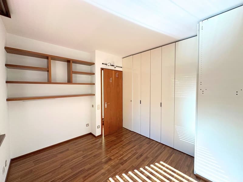 Maison jumelée de standing dans le verdure avec vue dégagée (14)