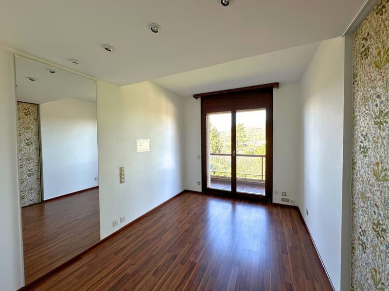 Maison jumelée de standing dans le verdure avec vue dégagée (10)