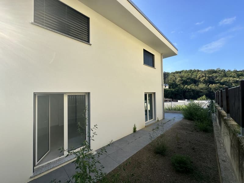 Nouvel et moderne appartement de 3.5 pièces avec jardin privé et terrasse à Mendrisio Arzo (12)