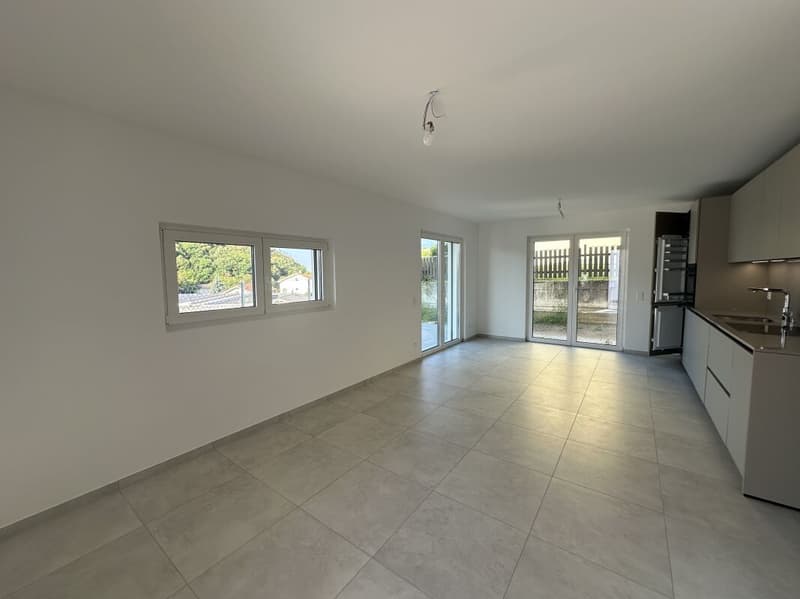 Nouvel et moderne appartement de 3.5 pièces avec jardin privé et terrasse à Mendrisio Arzo (3)