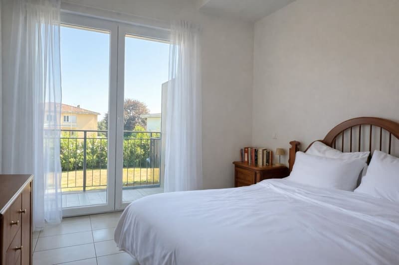 Appartamento moderno con balcone (7)