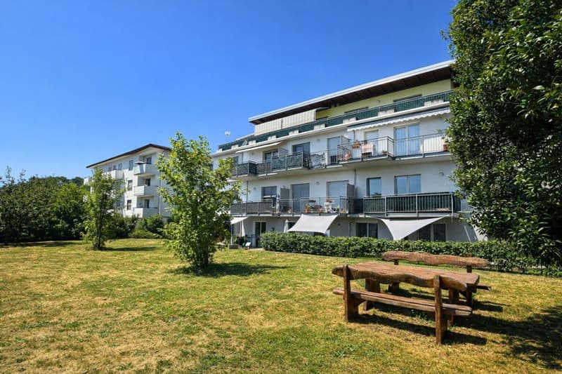 Appartamento moderno con balcone (1)