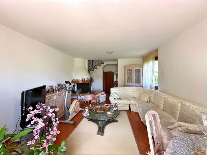 Casa unifamiliare nel verde a Stabio (5)