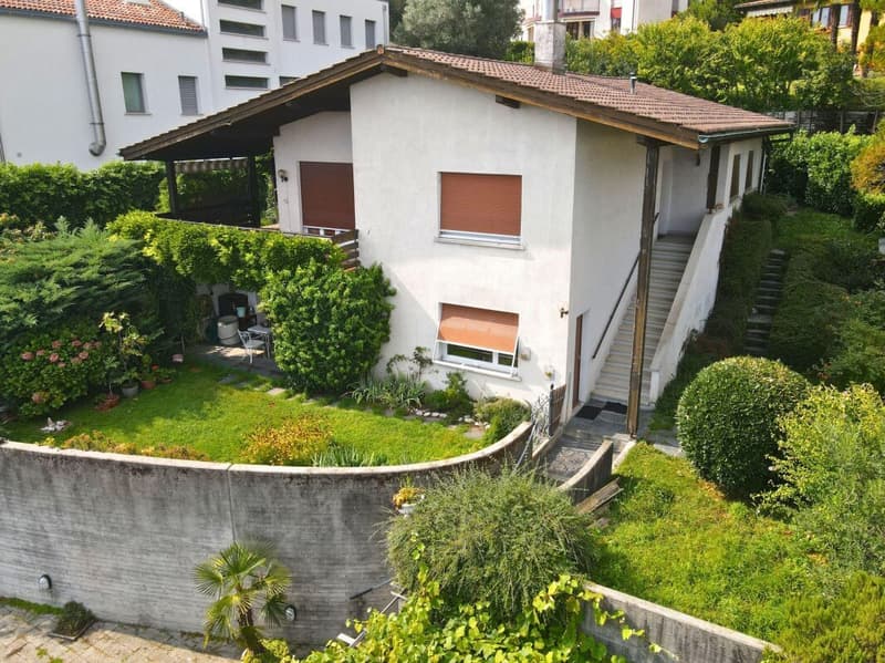 Belle maison avec vue panoramique et monolocale attenant (1)