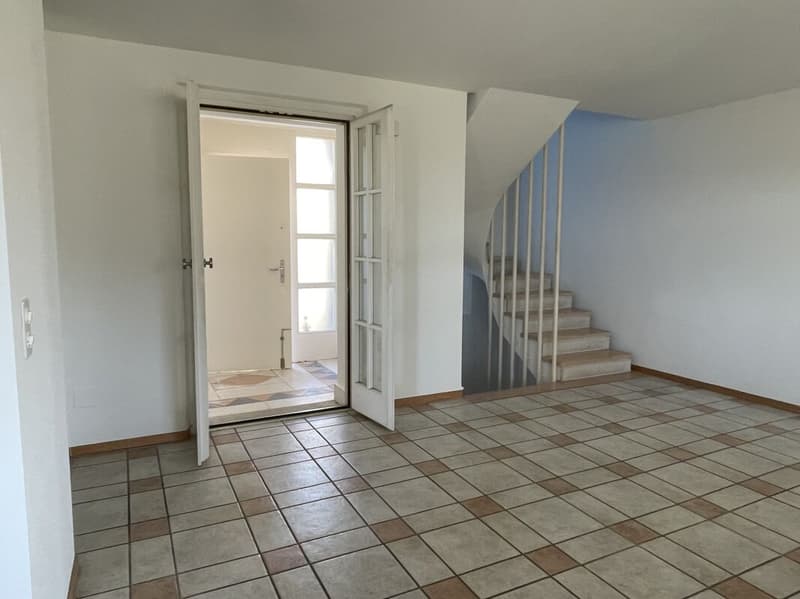 Interesting single-family house with independent apartment and garden (6)