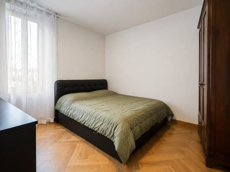 Vaste maison multifamiliale avec garage à Balerna (8)