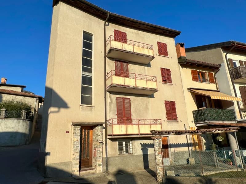 Maison à rénover dans un quartier calme (9)