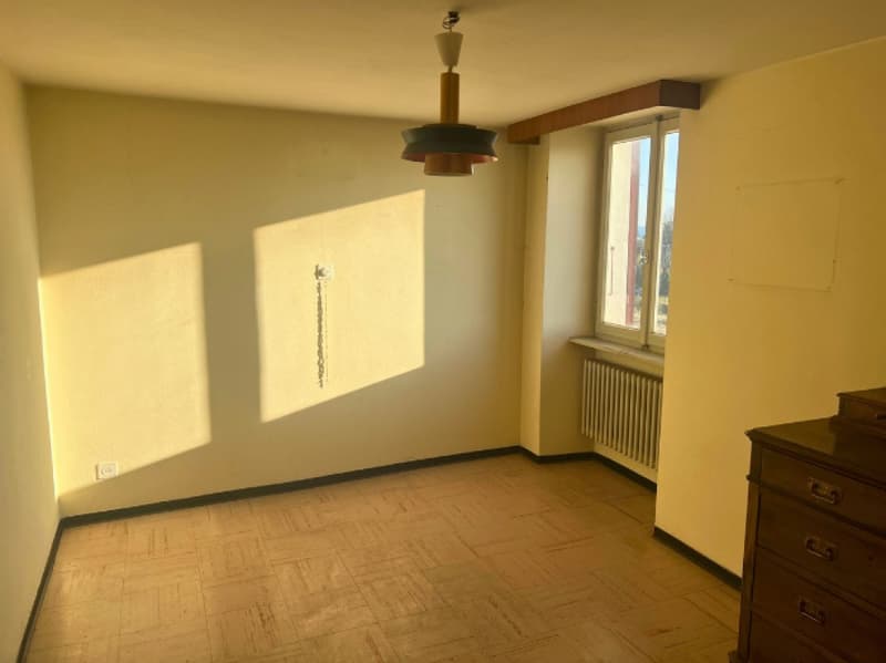 Maison à rénover dans un quartier calme (4)